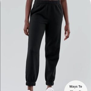 Hollister Ultra High-Rise Dad Joggers